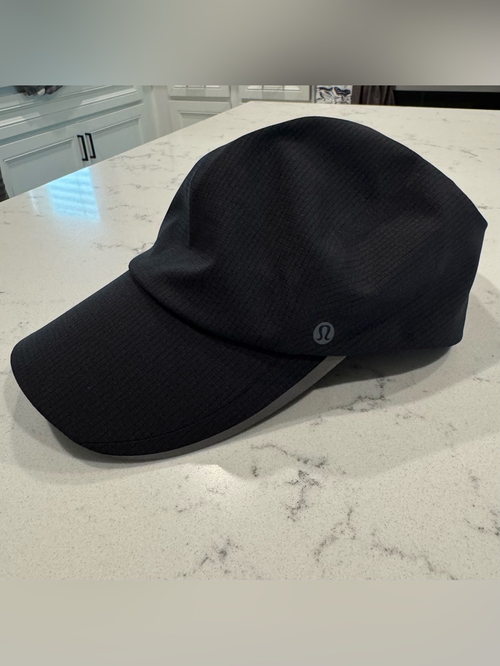 lululemon athletica Black Mesh Baseball Hat Grey Reflective Brim L/XL